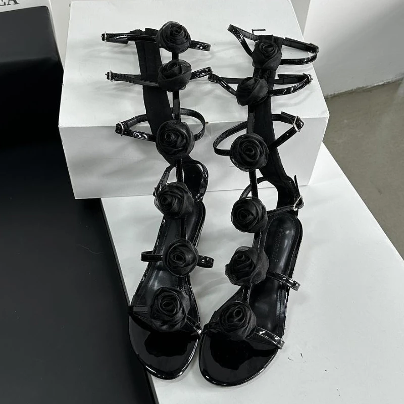 Flower Fashion Hollow Boots Sa - مراجعة Street Fashion Brand وسعره