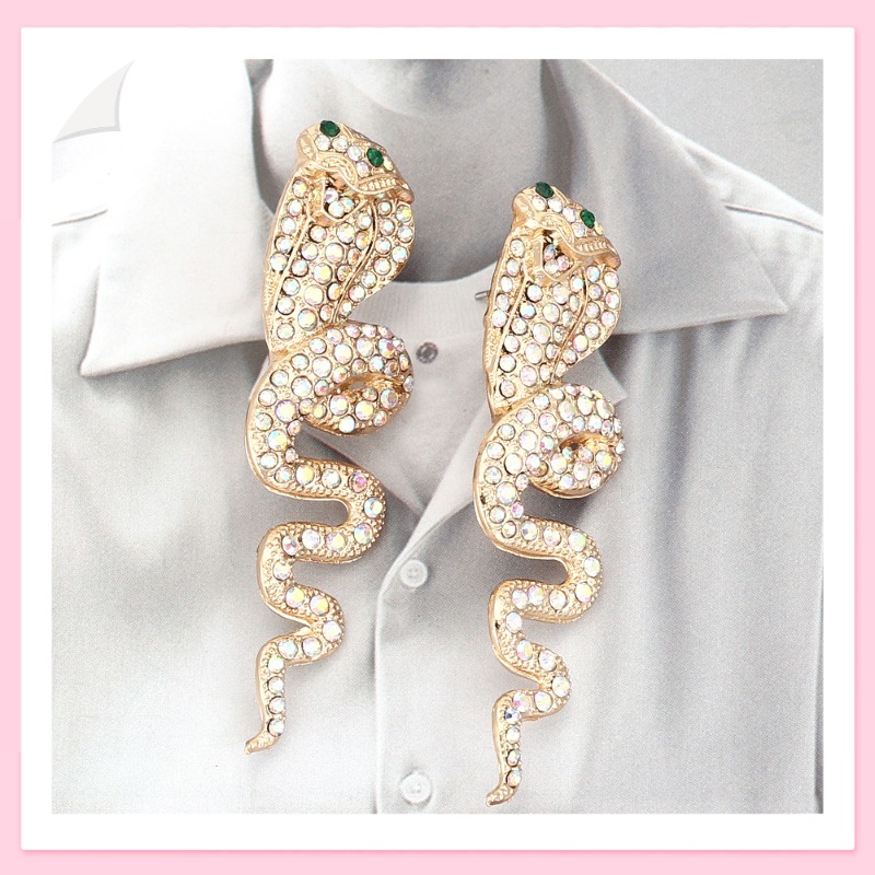Fashion Colored Diamond Cobra  - مراجعة Street Fashion Earrings وسعره