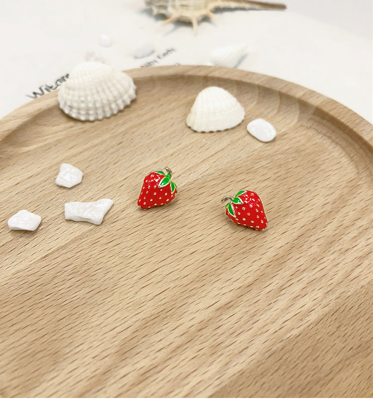 Acrylic Strawberry Earrings Fa - مراجعة Street Fashion Earrings وسعره