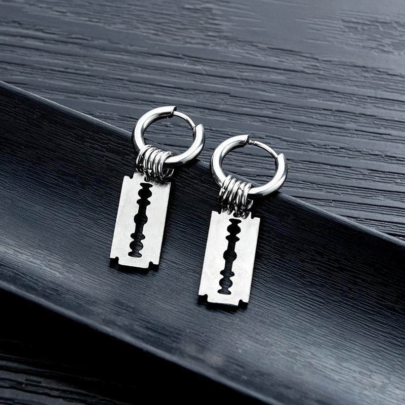 Fashion Stainless Steel Blade  - مراجعة Street Fashion Earrings وسعره