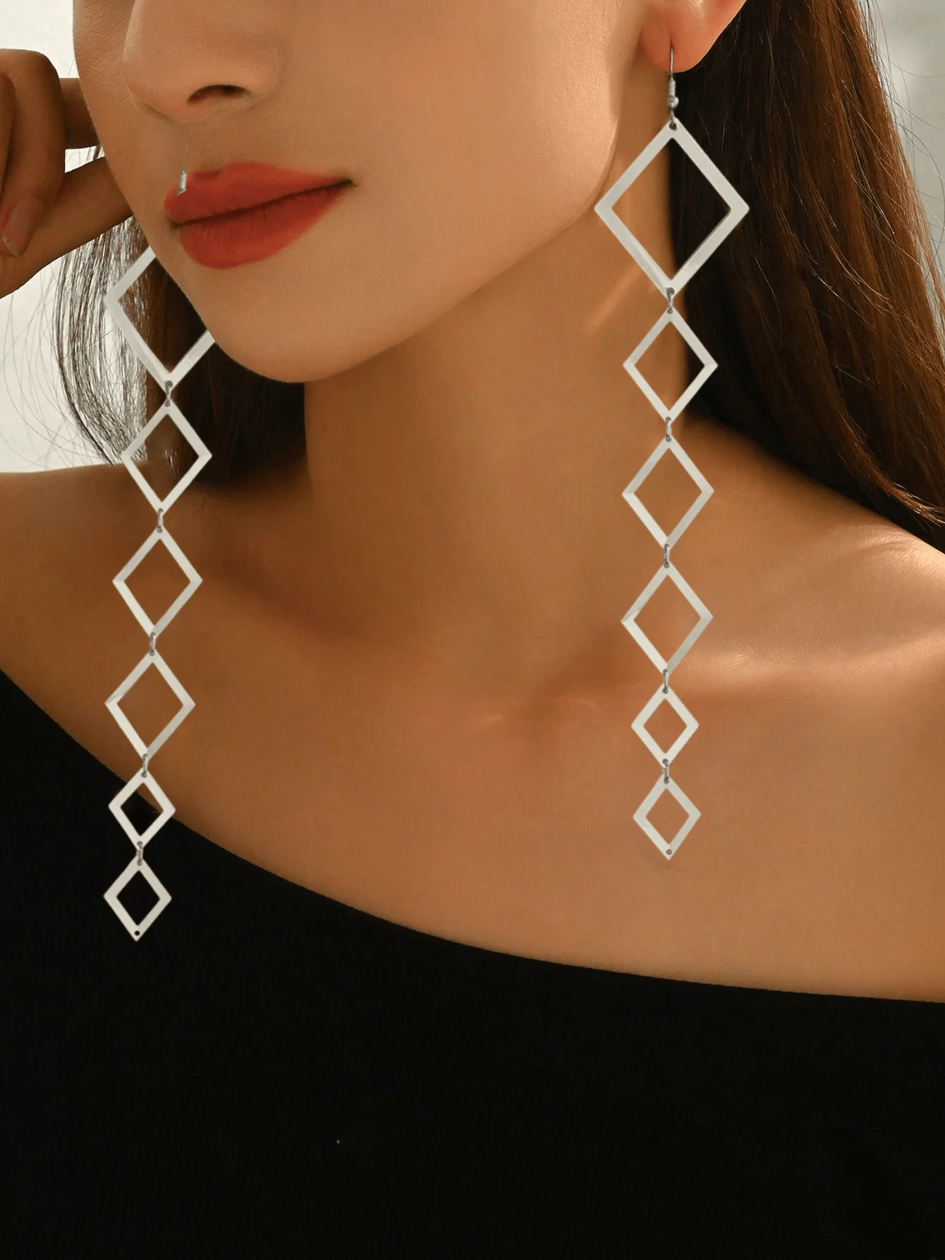 Creative Geometric Circle Dang - مراجعة Street Fashion Earrings وسعره